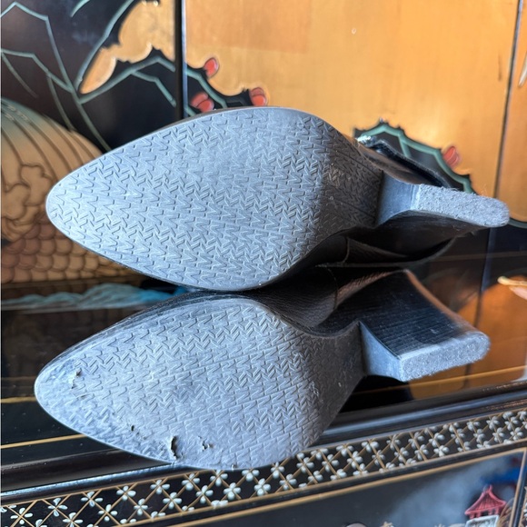 MICHAEL KORS Bassey Black Leather
Convertible Boots - Size 9M - Picture 8 of 10